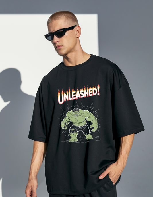 Hulk Unleashed: Black Unisex Oversized t-shirt