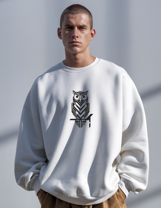 "White Oversize Sweatshirt with Elegant Owl Line Art"