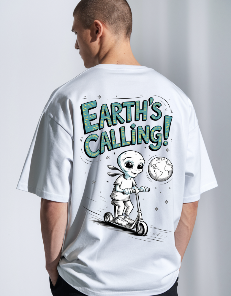 White Oversized Unisex T-Shirt with Whimsical Alien Graphic