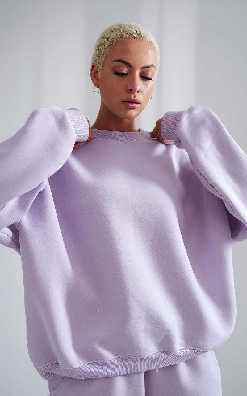 Lavender Luxe: 100% Cotton Unisex Sweatshirt"